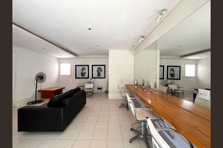Apartamento para alugar com 55m², 2 quartos e sem vaga Apartamento para alugar com 55m², 2 quartos e sem vagaÁrea comum - Espaço Beauty
