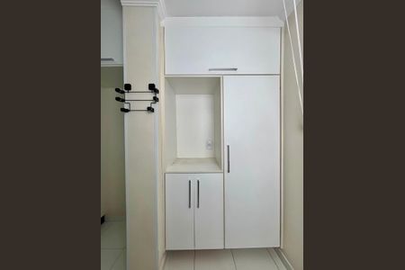 Apartamento para alugar com 55m², 2 quartos e sem vaga Apartamento para alugar com 55m², 2 quartos e sem vagaÁrea de Serviço