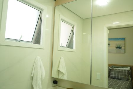 Banheiro da Suíte de apartamento à venda com 2 quartos, 49m² em Vila Esperança, São Paulo