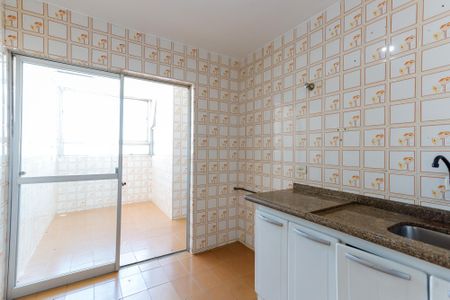 Apartamento para alugar com 96m², 3 quartos e sem vaga Apartamento para alugar com 96m², 3 quartos e sem vagaCozinha