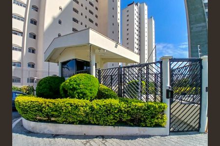 Apartamento para alugar com 96m², 3 quartos e sem vaga Apartamento para alugar com 96m², 3 quartos e sem vagaFachada