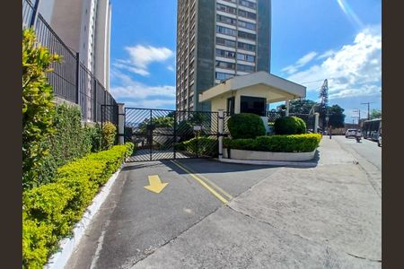 Apartamento para alugar com 96m², 3 quartos e sem vaga Apartamento para alugar com 96m², 3 quartos e sem vagaFachada