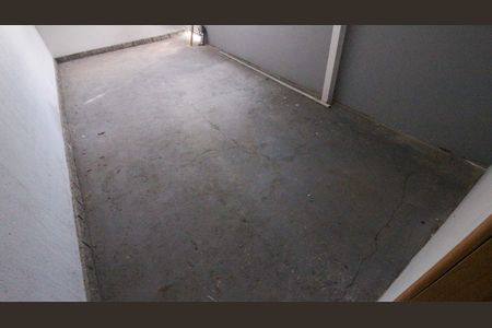 Casa à venda com 4 quartos, 240m² em Jardim Avelino, São Paulo