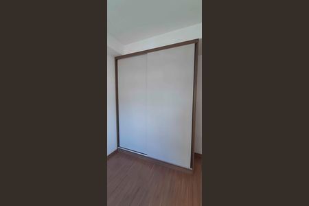 Quarto 1 de apartamento para alugar com 2 quartos, 48m² em Vila Osasco, Osasco