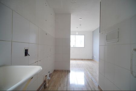 Cozinha de apartamento à venda com 2 quartos, 43m² em Santos Dumont, São Leopoldo