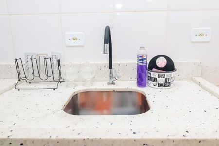 Cozinha e Área de Serviço de apartamento para alugar com 1 quarto, 37m² em São Miguel Paulista, São Paulo