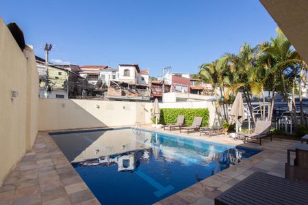 Apartamento à venda com 80m², 3 quartos e 2 vagasÁrea comum - Piscina