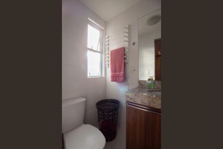 Apartamento à venda com 80m², 3 quartos e 2 vagasBanheiro da Suíte