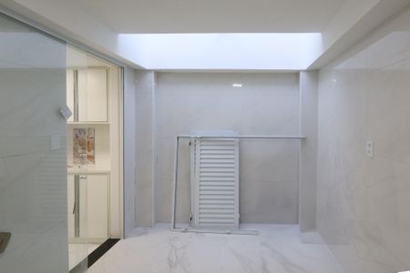 Casa para alugar com 230m², 2 quartos e 2 vagas Casa para alugar com 230m², 2 quartos e 2 vagasÁrea de Serviço