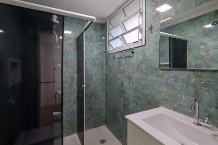 Casa para alugar com 230m², 2 quartos e 2 vagas Casa para alugar com 230m², 2 quartos e 2 vagasBanheiro da Suíte