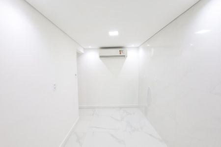 Casa para alugar com 230m², 2 quartos e 2 vagas Casa para alugar com 230m², 2 quartos e 2 vagasCozinha