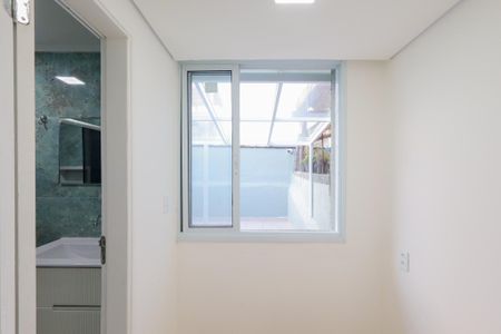 Casa para alugar com 230m², 2 quartos e 2 vagas