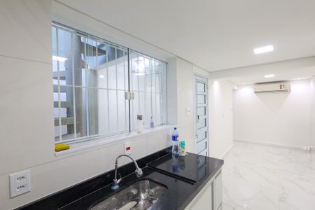 Casa para alugar com 230m², 2 quartos e 2 vagas Casa para alugar com 230m², 2 quartos e 2 vagasCozinha