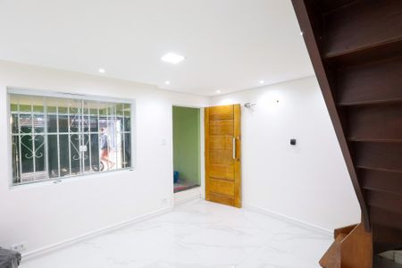 Sala de casa para alugar com 2 quartos, 230m² em Socorro, São Paulo