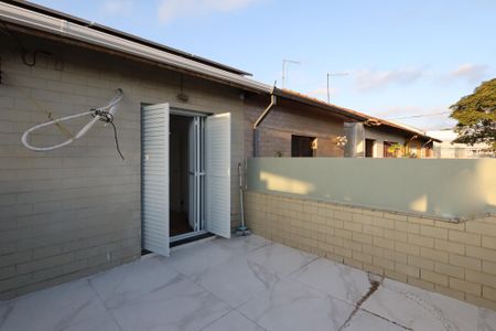 Casa para alugar com 230m², 2 quartos e 2 vagas Casa para alugar com 230m², 2 quartos e 2 vagasTerraço Quarto 2