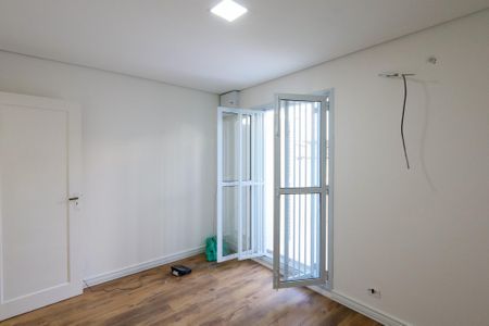 Casa para alugar com 230m², 2 quartos e 2 vagas Casa para alugar com 230m², 2 quartos e 2 vagasQuarto 2 Frente