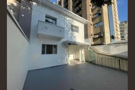 Casa à venda com 271m², 3 quartos e 2 vagas