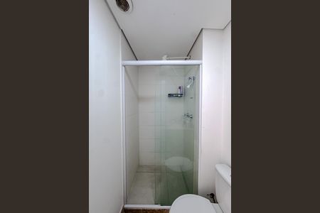 Apartamento à venda com 55m², 2 quartos e 1 vaga Apartamento à venda com 55m², 2 quartos e 1 vagaBanheiro social