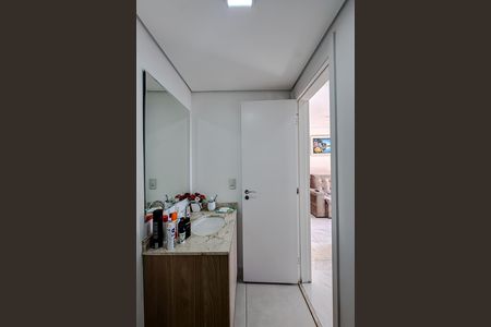 Apartamento à venda com 55m², 2 quartos e 1 vaga Apartamento à venda com 55m², 2 quartos e 1 vagaBanheiro social
