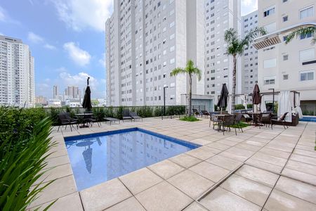 Apartamento à venda com 55m², 2 quartos e 1 vaga Apartamento à venda com 55m², 2 quartos e 1 vagaÁrea comum - Piscina