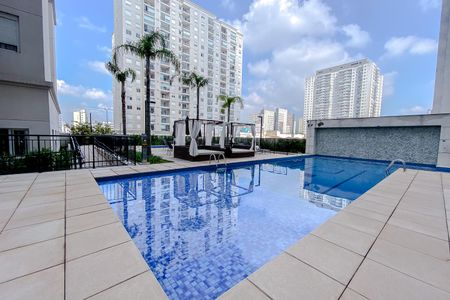 Apartamento à venda com 55m², 2 quartos e 1 vaga Apartamento à venda com 55m², 2 quartos e 1 vagaÁrea comum - Piscina