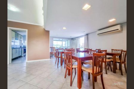Apartamento à venda com 121m², 3 quartos e 1 vaga