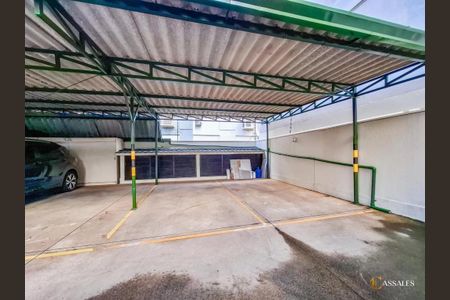 Apartamento à venda com 121m², 3 quartos e 1 vaga