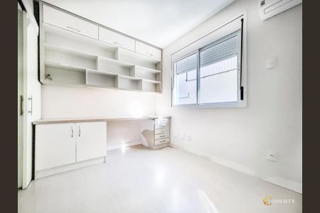 Apartamento à venda com 121m², 3 quartos e 1 vaga