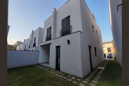 Casa à venda com 145m², 3 quartos e 2 vagas