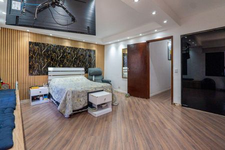Casa à venda com 4 quartos, 348m² em Cidade Dutra, São Paulo