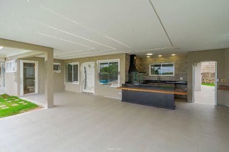 Casa à venda com 402m², 4 quartos e 6 vagas