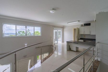 Casa à venda com 402m², 4 quartos e 6 vagas