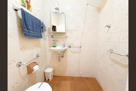 Casa à venda com 3 quartos, 148m² em Jardim Santa Terezinha (Pedreira), Diadema