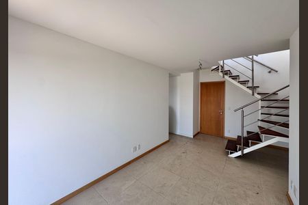 Apartamento para alugar com 135m², 2 quartos e 2 vagas Apartamento para alugar com 135m², 2 quartos e 2 vagasSala