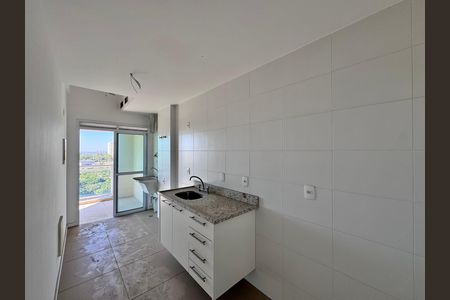 Apartamento para alugar com 135m², 2 quartos e 2 vagas Apartamento para alugar com 135m², 2 quartos e 2 vagasCozinha e Área de Serviço