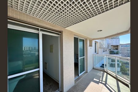 Apartamento para alugar com 135m², 2 quartos e 2 vagas Apartamento para alugar com 135m², 2 quartos e 2 vagasVaranda