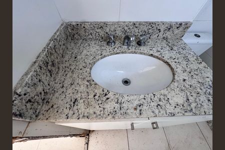 Apartamento para alugar com 135m², 2 quartos e 2 vagas Apartamento para alugar com 135m², 2 quartos e 2 vagasBanheiro Social