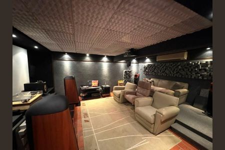Casa à venda com 502m², 5 quartos e 6 vagas