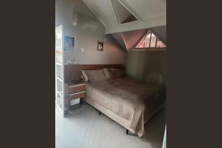 Casa à venda com 4 quartos, 182m² em Quitaúna, Osasco