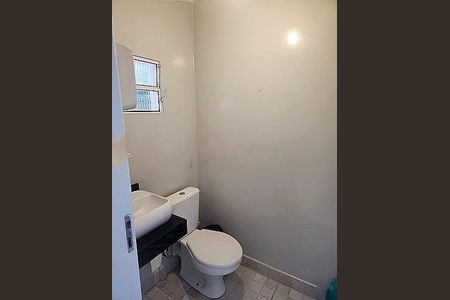 Casa à venda com 4 quartos, 182m² em Quitaúna, Osasco