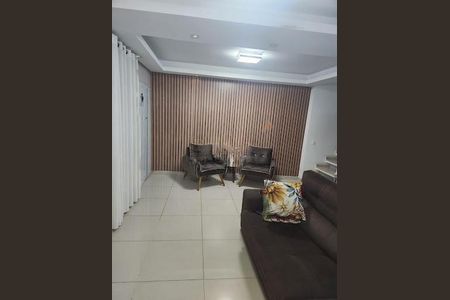 Casa à venda com 4 quartos, 182m² em Quitaúna, Osasco