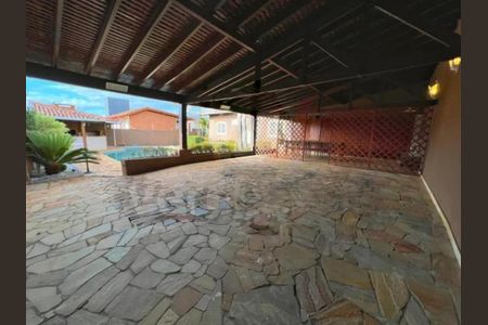 Casa à venda com 433m², 6 quartos e 4 vagas