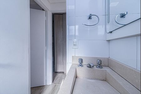 Apartamento à venda com 39m², 2 quartos e 1 vaga Apartamento à venda com 39m², 2 quartos e 1 vagabanheiro social_4