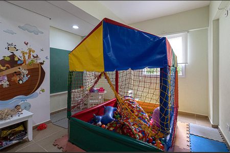 Apartamento à venda com 39m², 2 quartos e 1 vaga Apartamento à venda com 39m², 2 quartos e 1 vagabrinquedoteca_2