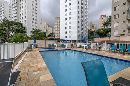 Apartamento à venda com 39m², 2 quartos e 1 vaga Apartamento à venda com 39m², 2 quartos e 1 vagapiscina_3