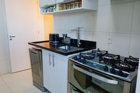 Cozinha de apartamento à venda com 4 quartos, 108m² em Vila Pirajussara, Osasco