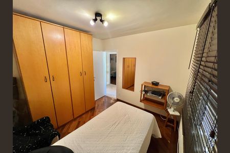 Quarto de casa de condomínio à venda com 5 quartos, 128m² em Parque Santo Antonio, São Bernardo do Campo