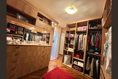 Closet de casa de condomínio à venda com 5 quartos, 128m² em Parque Santo Antonio, São Bernardo do Campo