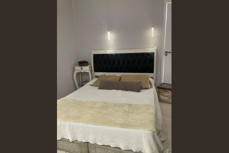 Casa de condomínio para alugar com 300m², 3 quartos e 1 vaga Casa de condomínio para alugar com 300m², 3 quartos e 1 vagaQuarto