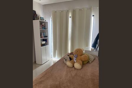 Quarto de casa de condomínio para alugar com 3 quartos, 300m² em Vargem Pequena, Rio de Janeiro